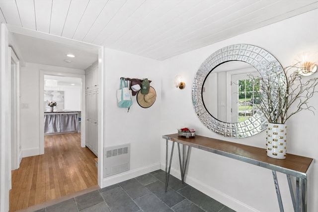 110 Washington St., Sherborn, MA 01770