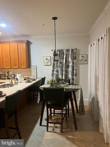 302 LISA WAY, Cinnaminson, NJ 08077