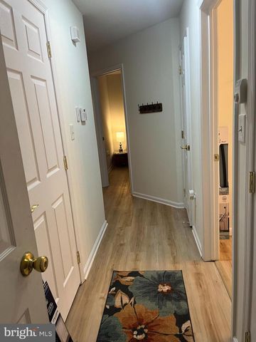 302 LISA WAY, Cinnaminson, NJ 08077