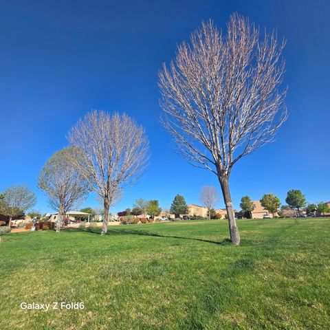 8428 Vista Penasco Avenue SW, Albuquerque, NM 87121