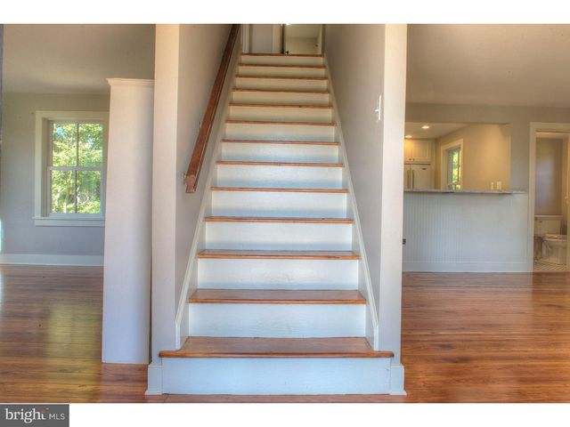 5253 UPPER MOUNTAIN RD, New Hope, PA 18938