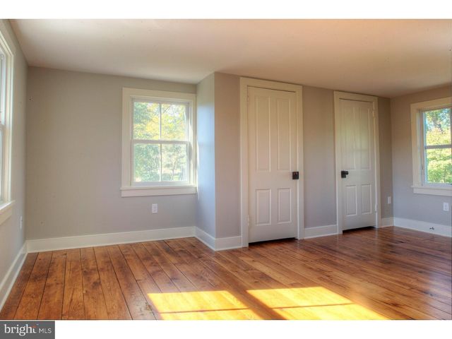 5253 UPPER MOUNTAIN RD, New Hope, PA 18938