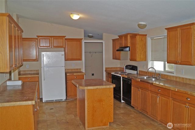 7871 W Shelton Matlock Road, Shelton, WA 98584