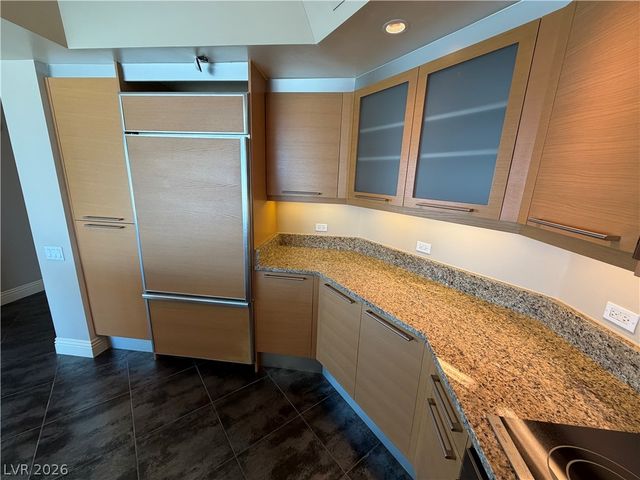 222 Karen Avenue 2608, Las Vegas, NV 89109