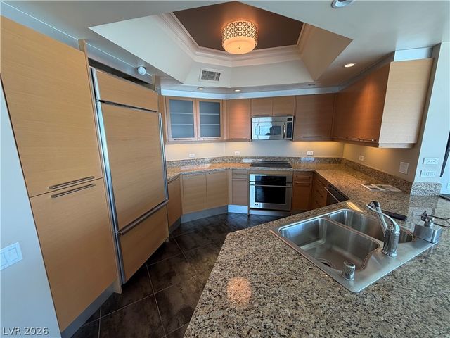 222 Karen Avenue 2608, Las Vegas, NV 89109