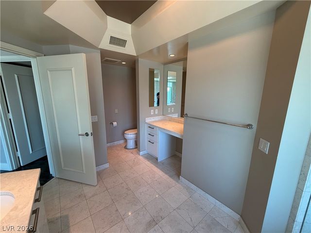 222 Karen Avenue 2608, Las Vegas, NV 89109