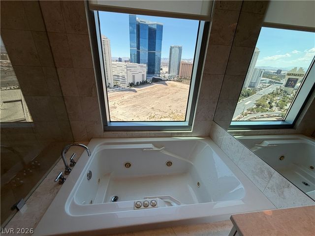 222 Karen Avenue 2608, Las Vegas, NV 89109