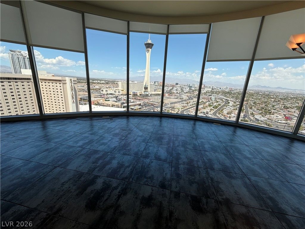 222 Karen Avenue 2608, Las Vegas, NV 89109