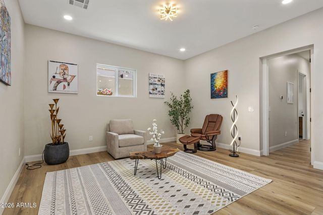 9024 N 28TH Street, Phoenix, AZ 85028