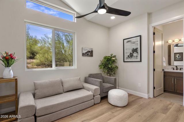 9024 N 28TH Street, Phoenix, AZ 85028