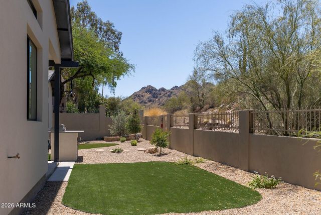 9024 N 28TH Street, Phoenix, AZ 85028