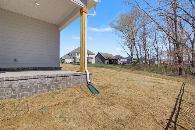 1361 English Oak Drive, Clarksville, TN 37043