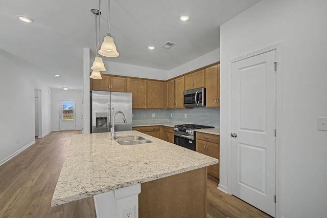 1361 English Oak Drive, Clarksville, TN 37043