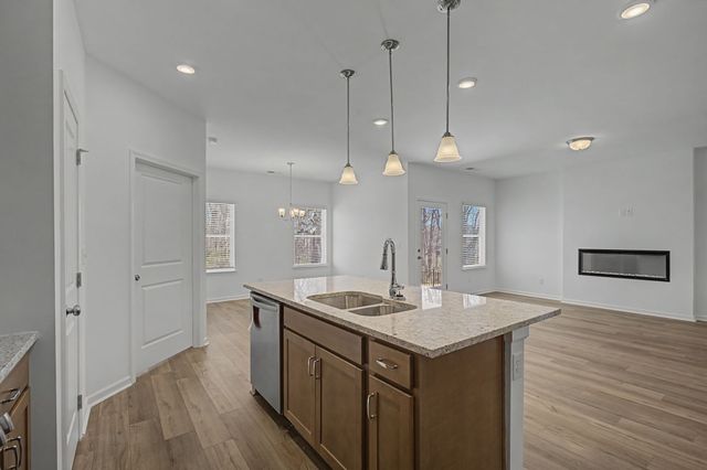 1361 English Oak Drive, Clarksville, TN 37043