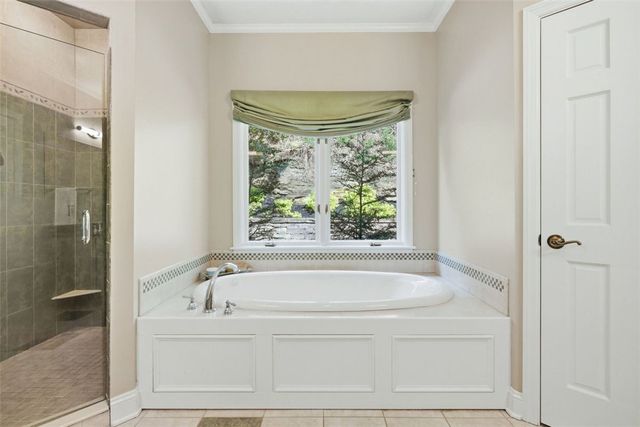 1560 Barrington Drive, Franklin Park, PA 15090