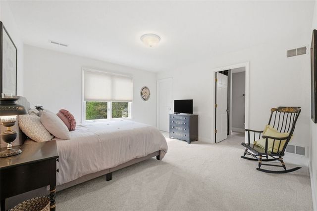 1560 Barrington Drive, Franklin Park, PA 15090