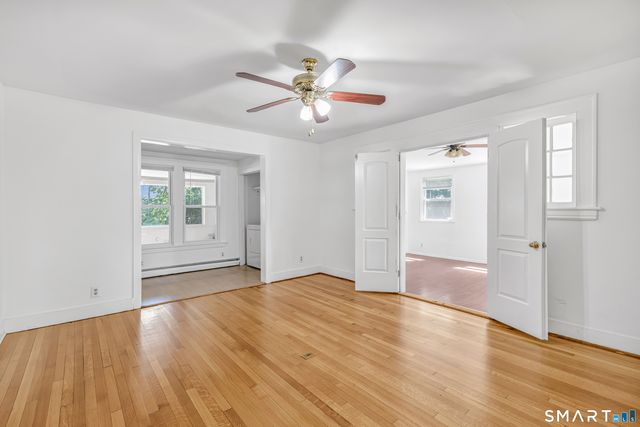 170 Huntington Turnpike, Bridgeport, CT 06610