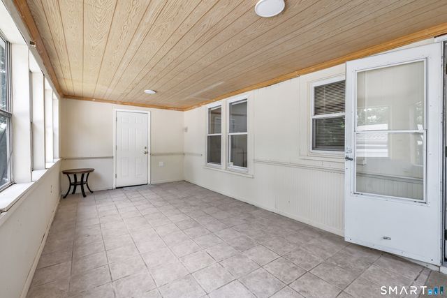 170 Huntington Turnpike, Bridgeport, CT 06610
