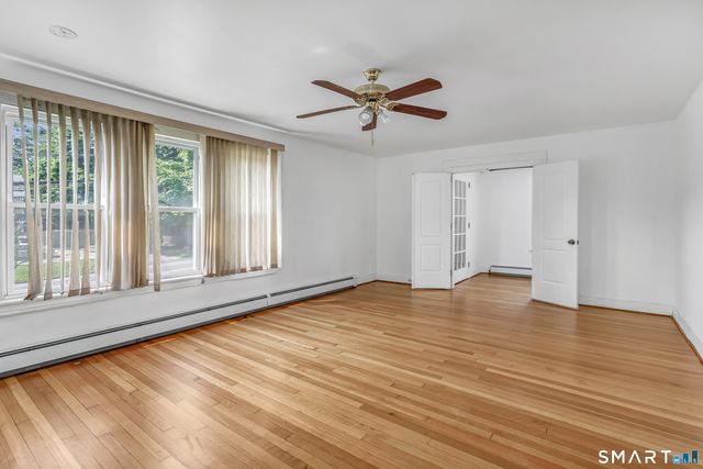 170 Huntington Turnpike, Bridgeport, CT 06610