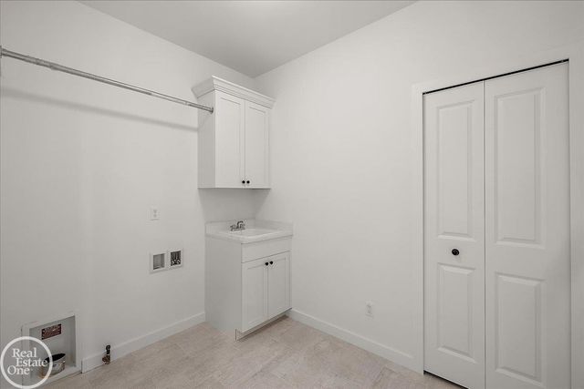 22138 Grove Drive, Macomb Twp, MI 48044