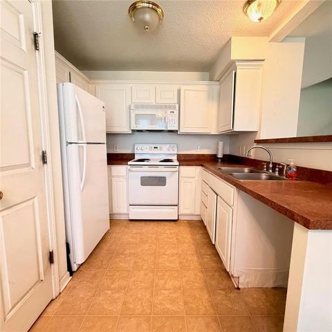 9810 NE 98th Terrace, Kansas City, MO 64157