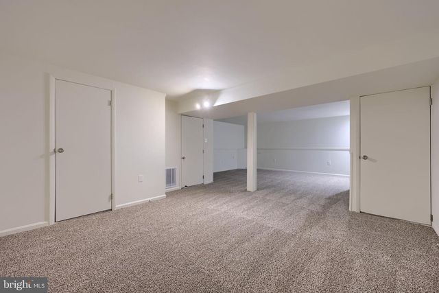 2227 OLDE MEADOW CT, East Petersburg, PA 17520