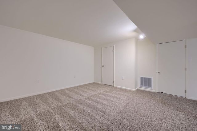 2227 OLDE MEADOW CT, East Petersburg, PA 17520