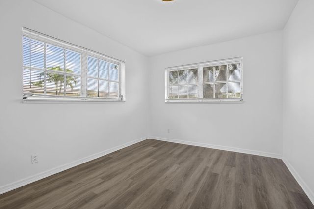 2960 Ashley Drive E D, West Palm Beach, FL 33415