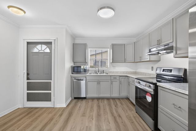 2960 Ashley Drive E D, West Palm Beach, FL 33415