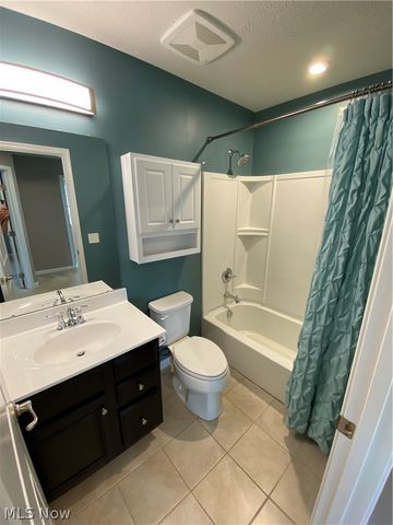 500 Bailey Court, Lagrange, OH 44050