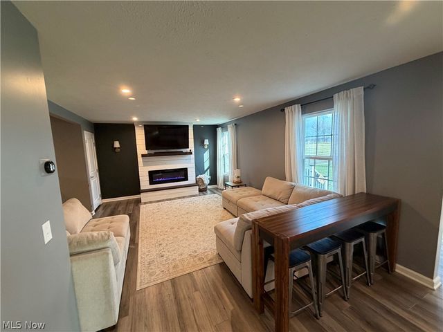 500 Bailey Court, Lagrange, OH 44050