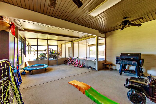 190 Orange Grove Rd, Thibodaux, LA 70301