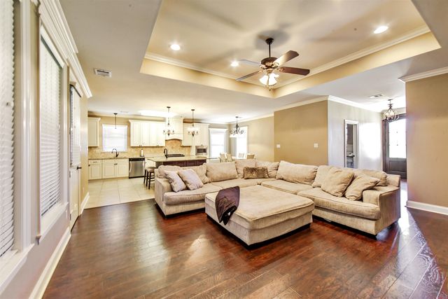 190 Orange Grove Rd, Thibodaux, LA 70301