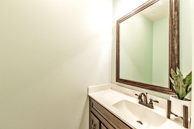 190 Orange Grove Rd, Thibodaux, LA 70301