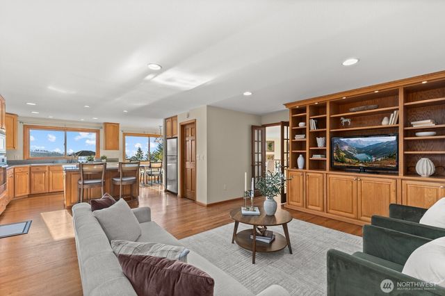 5814 149th Avenue SE, Bellevue, WA 98006