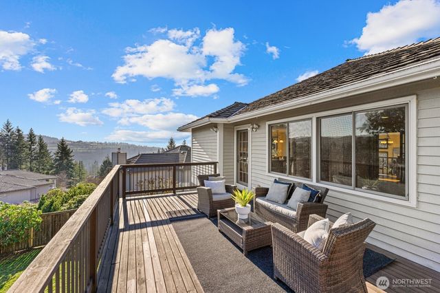 5814 149th Avenue SE, Bellevue, WA 98006