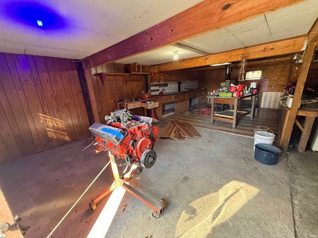 10712 E 200 N Highway, Lafayette, IN 47905