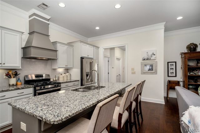 11424 Dyer, Northport, AL 35475