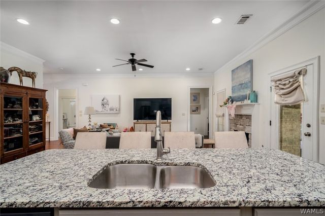 11424 Dyer, Northport, AL 35475