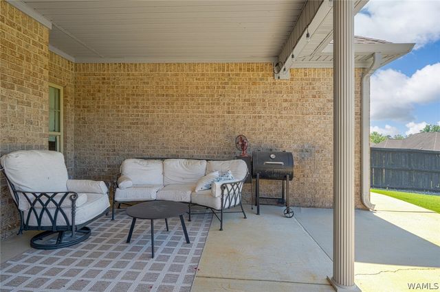 11424 Dyer, Northport, AL 35475