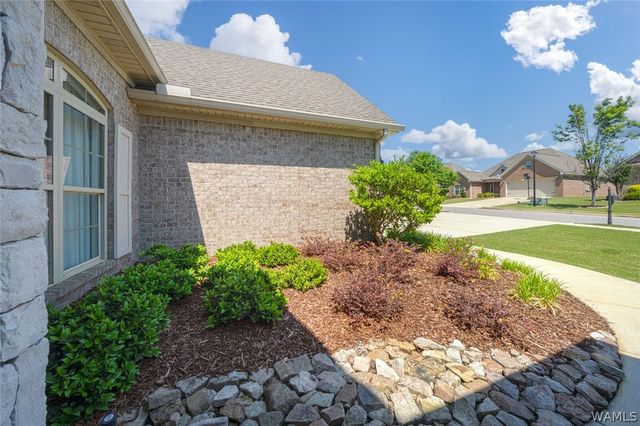 11424 Dyer, Northport, AL 35475