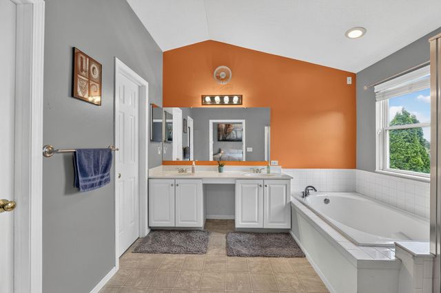 846 Brittany Drive, Delaware, OH 43015