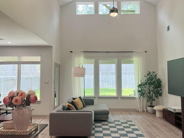 10023 Angelina Woods Lane, Conroe, TX 77384