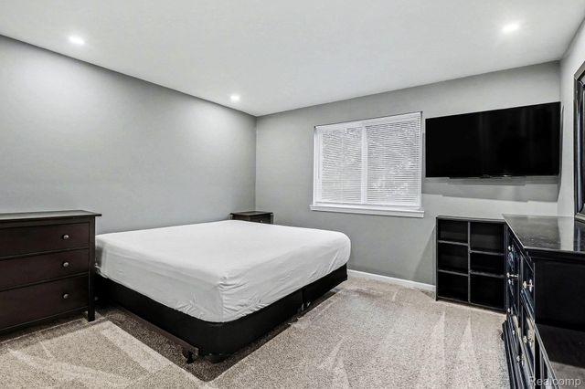 21920 Quail Ridge Drive N, Brownstown Charter Township, MI 48193