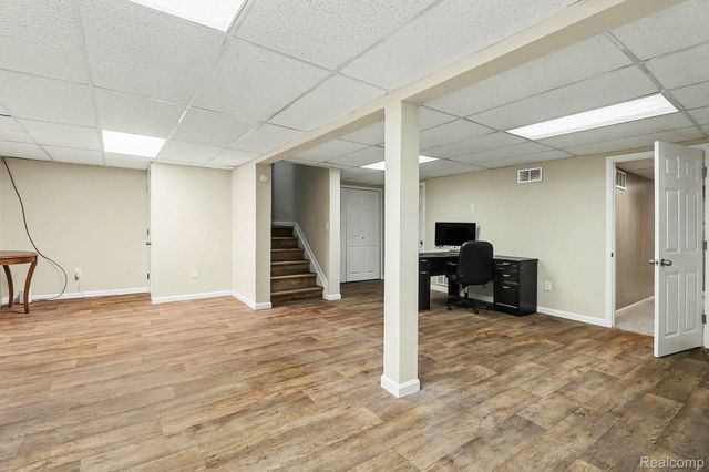 21920 Quail Ridge Drive N, Brownstown Charter Township, MI 48193