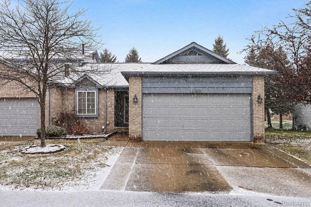 21920 Quail Ridge Drive N, Brownstown Charter Township, MI 48193