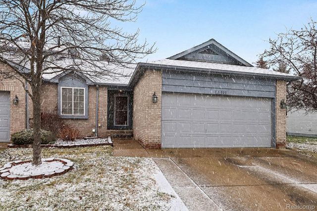 21920 Quail Ridge Drive N, Brownstown Charter Township, MI 48193
