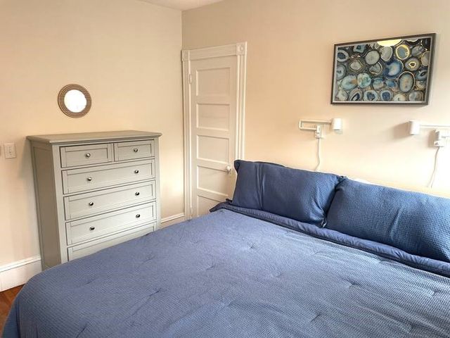 41 Merton Road 2, Newport, RI 02840