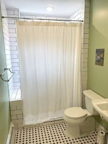 41 Merton Road 2, Newport, RI 02840