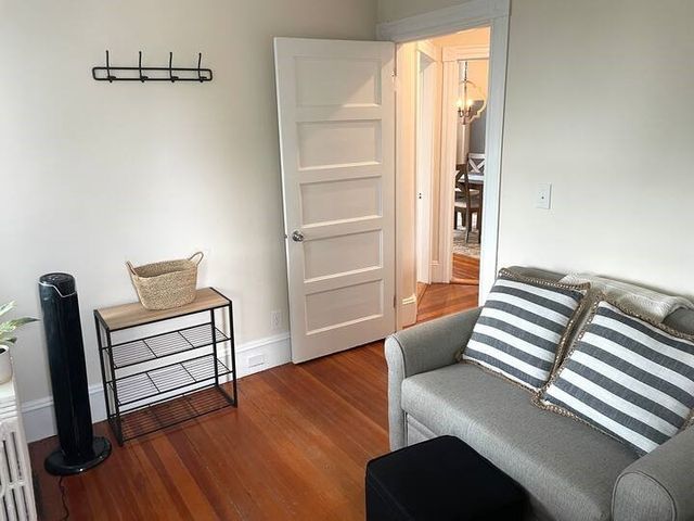 41 Merton Road 2, Newport, RI 02840